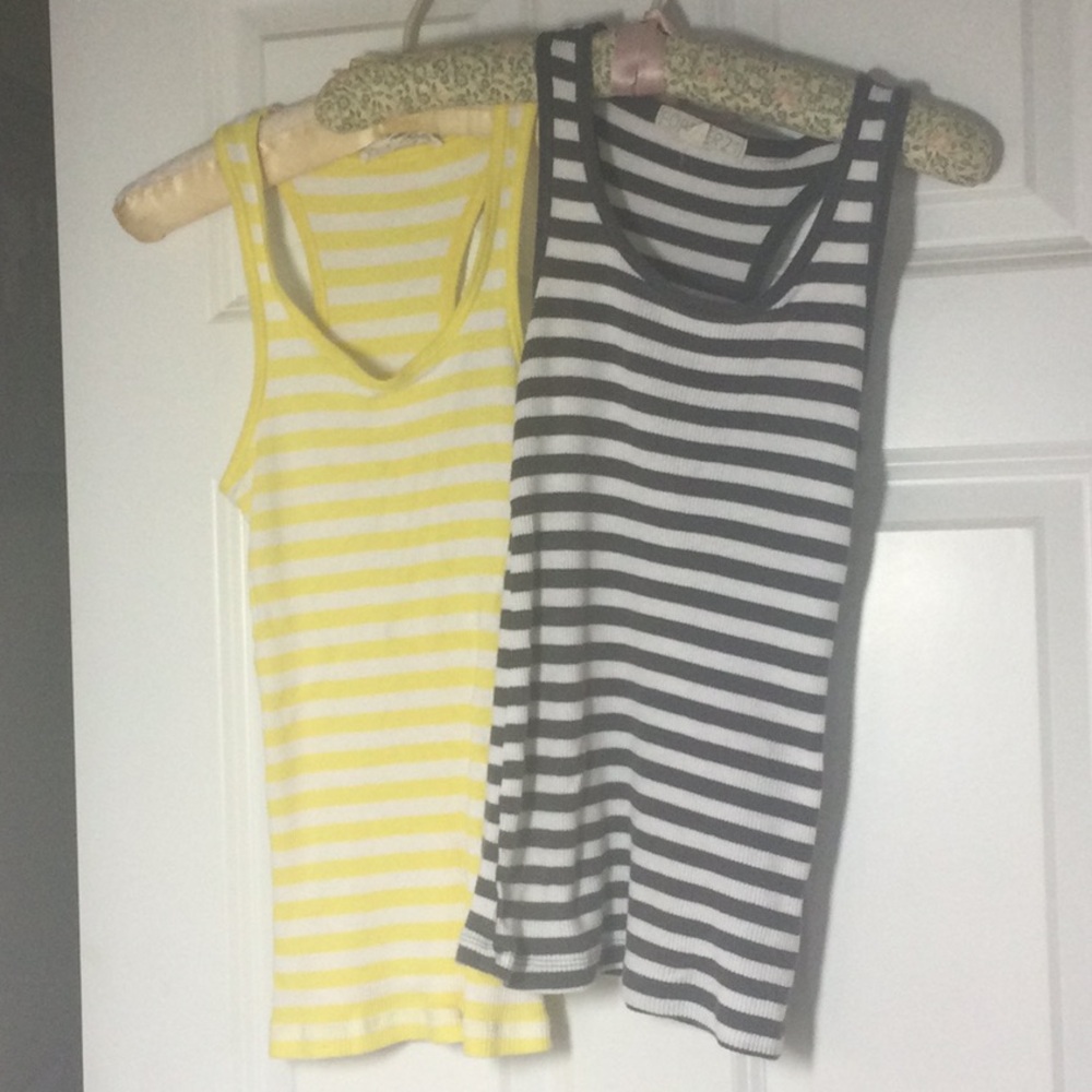 Forever 21 Racerback 2 Tee set